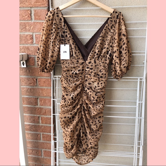 BNWT Revolve LPA Leopard Puff Sleeve Dress - Picture 6 of 13